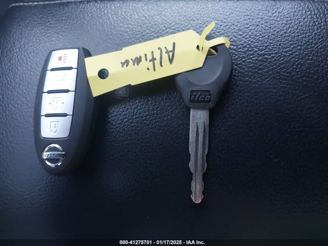 1N4AL3AP8HN363028 Nissan Altima 2.5 S