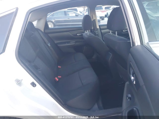 1N4AL3AP8HN363028 Nissan Altima 2.5 S