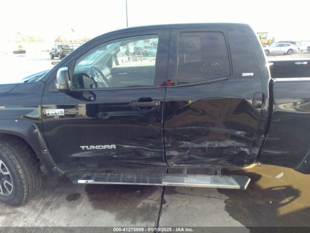 5TFUW5F19JX754195 Toyota Tundra Sr5 5.7l V8