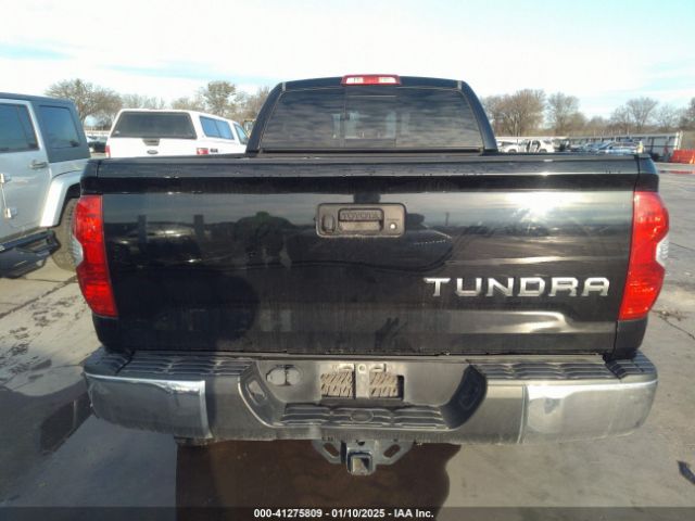 5TFUW5F19JX754195 Toyota Tundra Sr5 5.7l V8