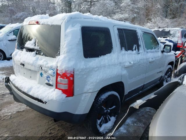 1C4NJPBA7FD297089 Jeep Patriot Altitude Edition