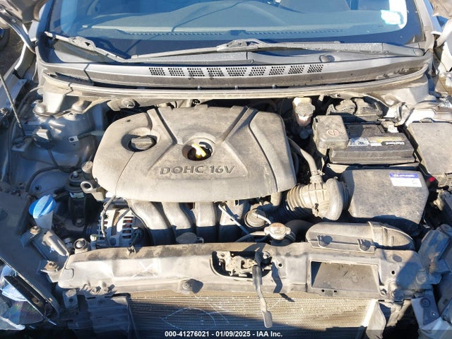 KMHDH4AE6GU512758 Hyundai ELANTRA SE