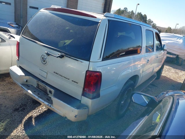 2004 CADILLAC ESCALADE ESV 3GYFK66N04G230000 Photo 3