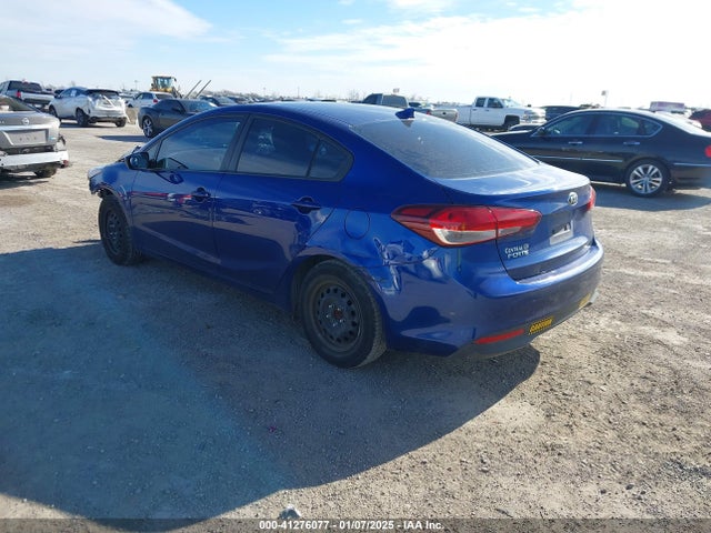 KIA FORTE LX 2018 3KPFK4A74JE189395 Image 3