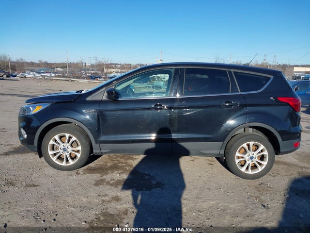 Ford ESCAPE SE 2019 1FMCU9GD0KUC54569 Image 13