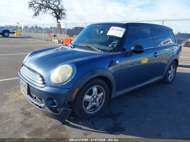 2009 MINI COOPER CLUBMAN WMWML33579TX35875 Photo 1