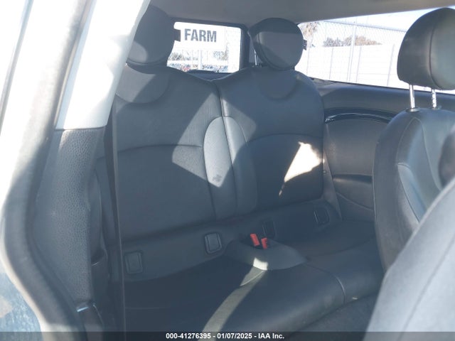 2009 MINI COOPER CLUBMAN WMWML33579TX35875 Photo 7
