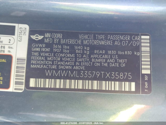 2009 MINI COOPER CLUBMAN WMWML33579TX35875 Photo 8