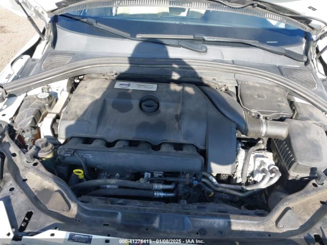 2015 VOLVO XC60 YV4902RK0F2726801 Photo 9