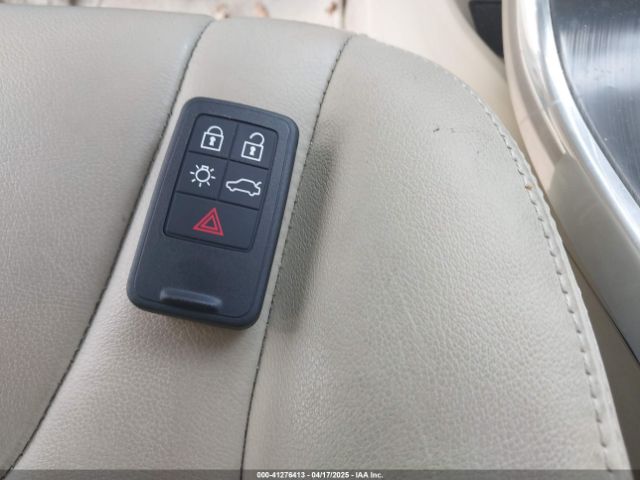2015 VOLVO XC60 YV4902RK0F2726801 Photo 10
