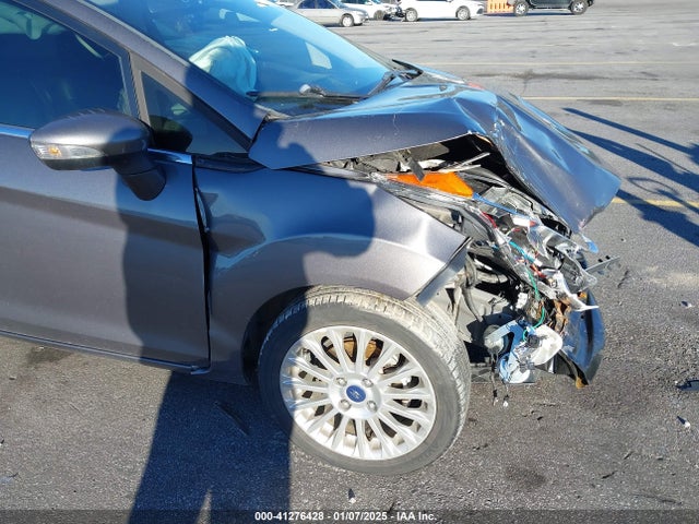 Ford Fiesta Titanium 2014 3FADP4FJXEM239618 Image 13