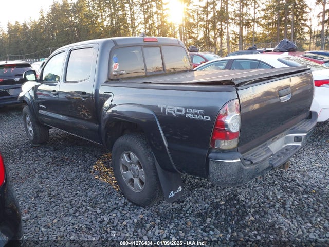 Toyota Tacoma Double Cab 2014 3TMLU4EN4EM145964 Image 3