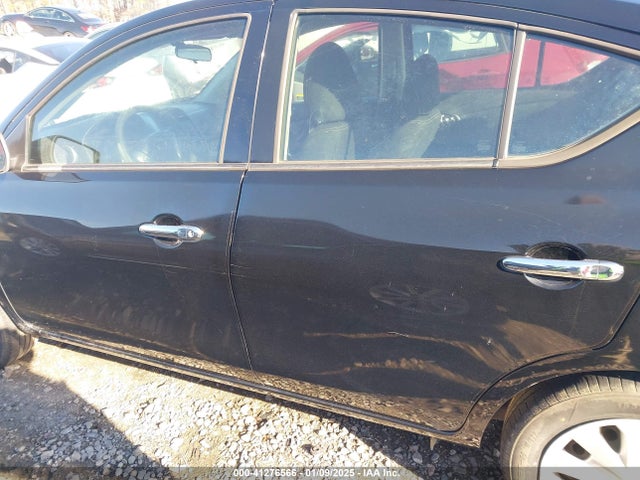 Продажа на аукционе авто 2016 Nissan Versa 1.6 Sv, vin: 3N1CN7AP4GL912763, номер лота: 41276566