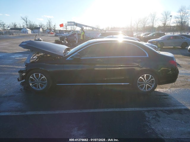 55SWF4JB8JU251768 Mercedes-Benz C 300