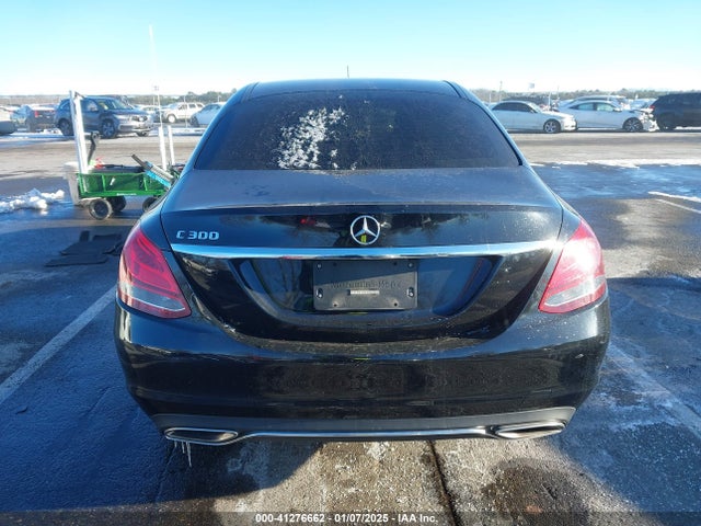 55SWF4JB8JU251768 Mercedes-Benz C 300