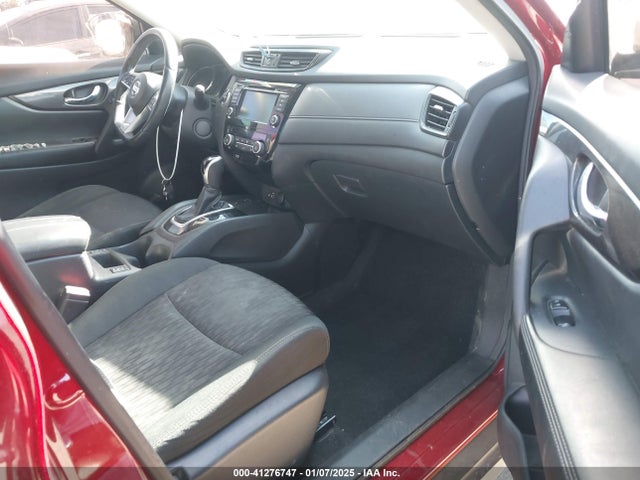 Nissan ROGUE SV 2019 5N1AT2MTXKC732449 Image 5
