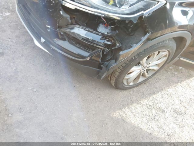 5LMCJ2D93HUL44482 Lincoln MKC SELECT