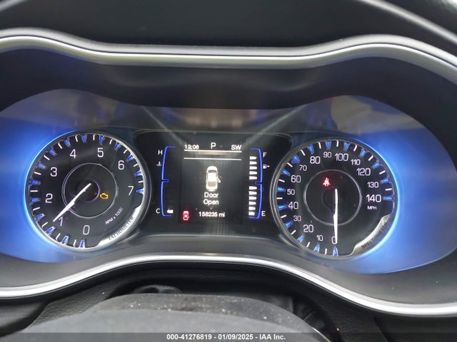 Chrysler 200 Limited 2015 1C3CCCAB9FN674637 Image 7
