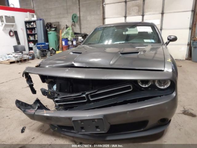 2C3CDZAG7GH236415 Dodge Challenger Sxt