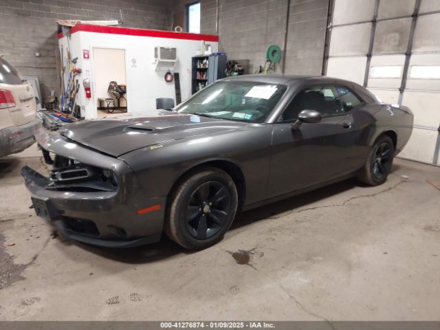 2C3CDZAG7GH236415 Dodge Challenger Sxt