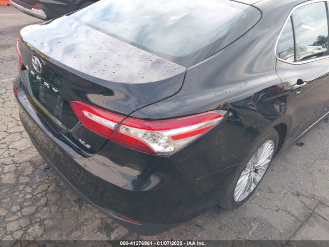 4T1B11HK0KU810527 Toyota CAMRY XLE
