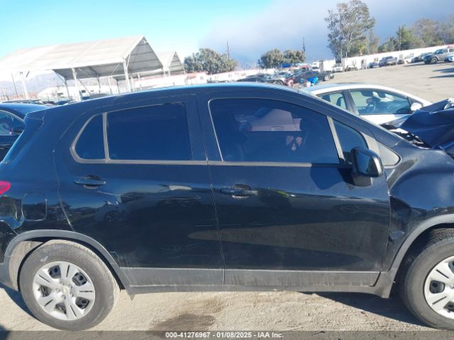 3GNCJKSB3HL281429 Chevrolet TRAX LS
