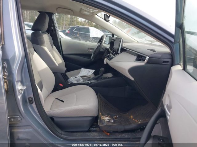 5YFEPMAE5MP208812 Toyota COROLLA LE