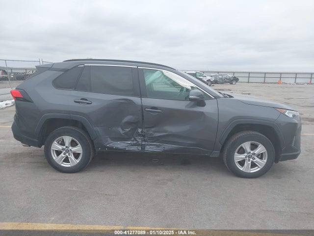 Toyota Rav4 Xle 2021 2T3W1RFV2MW112203 Image 14