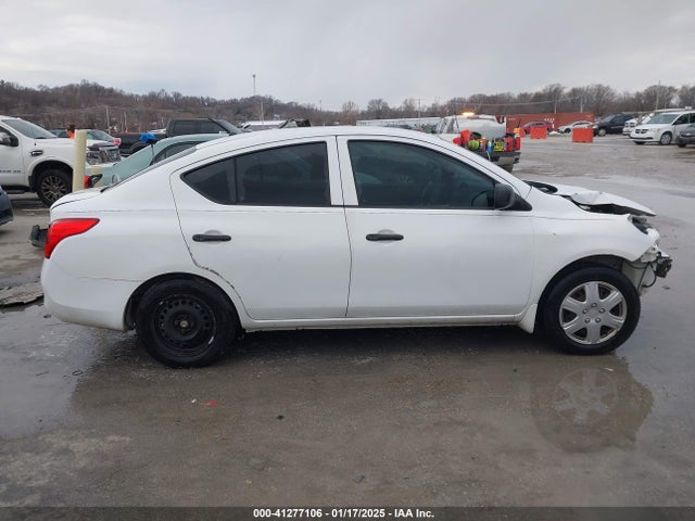 Nissan Versa 1.6 S 2015 3N1CN7AP6FL887668 Image 13