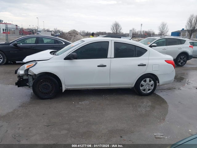 Nissan Versa 1.6 S 2015 3N1CN7AP6FL887668 Image 14