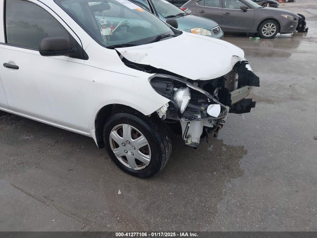 Nissan Versa 1.6 S 2015 3N1CN7AP6FL887668 Image 17