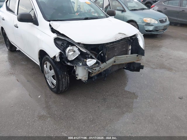 Nissan Versa 1.6 S 2015 3N1CN7AP6FL887668 Image 6