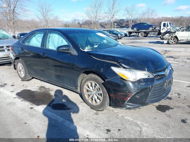 Toyota CAMRY LE 2015 4T4BF1FK9FR455485 Image 1