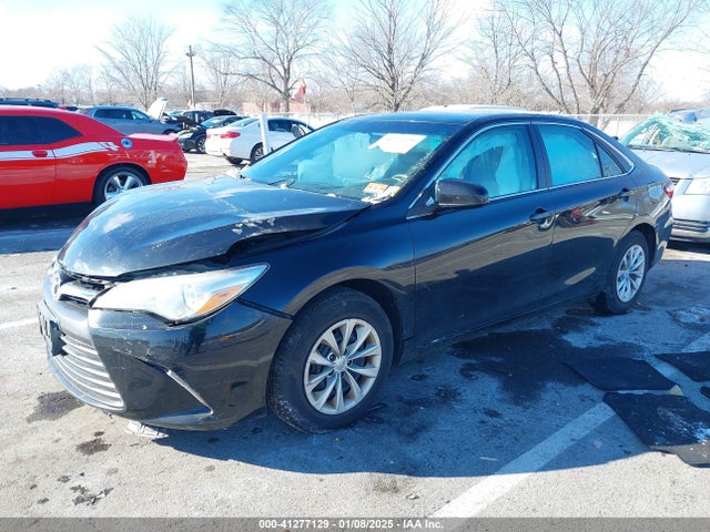 Toyota CAMRY LE 2015 4T4BF1FK9FR455485 Image 2
