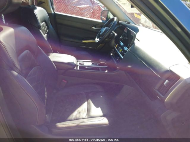 5N1DR3DK9NC268101 Nissan Pathfinder Platinum 4wd