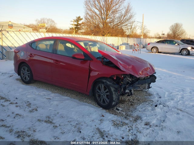 2018 5NPD84LF8JH359120 main image