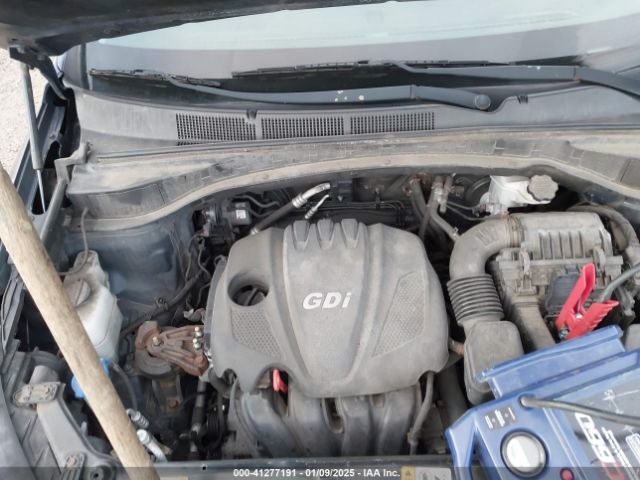 5XYZTDLB2FG252676 Hyundai Santa Fe Sport 2.4l