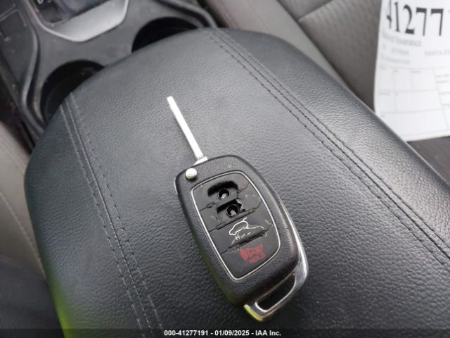 5XYZTDLB2FG252676 Hyundai Santa Fe Sport 2.4l