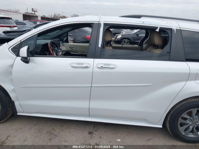 5TDYRKEC5NS086739 Toyota SIENNA XLE