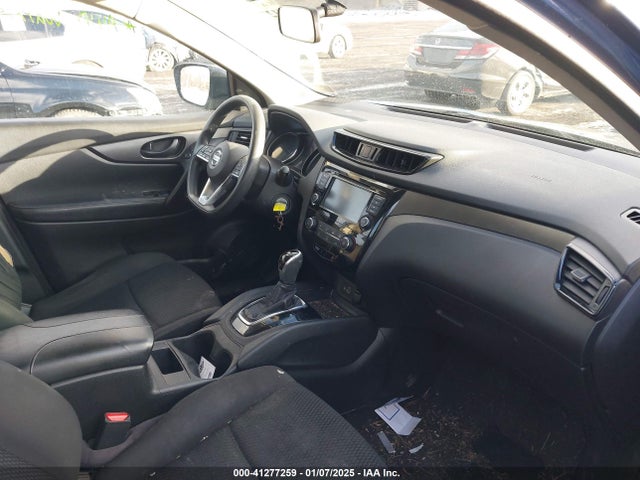 JN1BJ1CR2KW343885 Nissan Rogue Sport S
