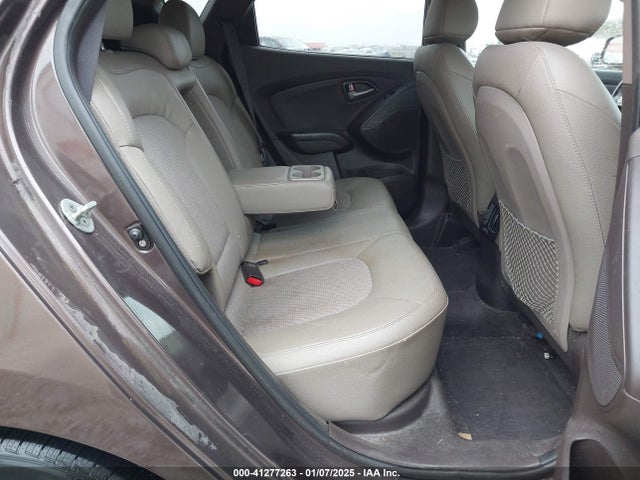Hyundai TUCSON SE 2015 KM8JU3AG4FU952115 Image 8