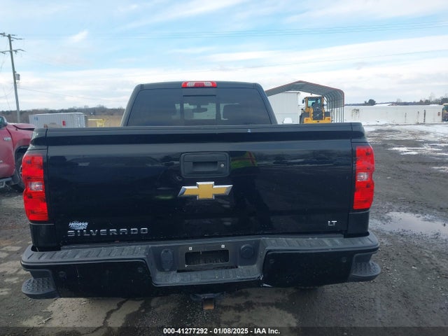 1GCVKREC1JZ349561 Chevrolet Silverado 1500 2lt