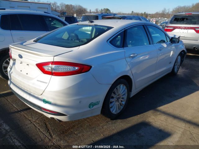 3FA6P0SUXER255984 Ford Fusion Energi Titanium