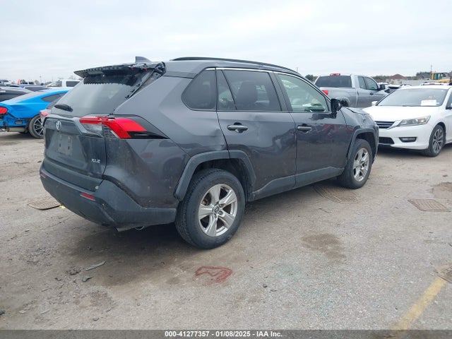 JTMW1RFV4LJ018577 Toyota Rav4 Xle