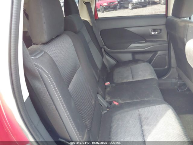 JA4AZ3A3XJZ038668 Mitsubishi Outlander Se