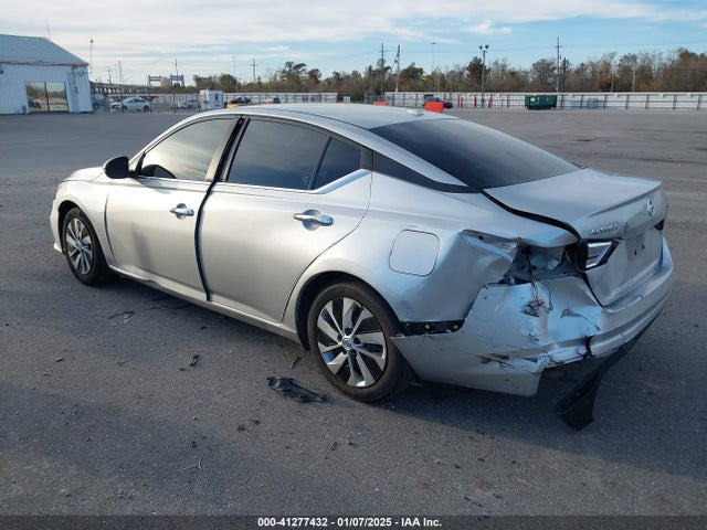 1N4BL4BV4KC151138 Nissan 2019