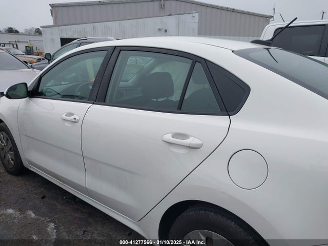 KIA RIO S 2018 3KPA24AB2JE097720 Image 14