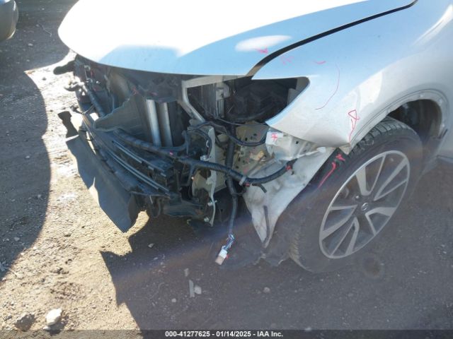 5N1AT2MV1KC832148 Nissan Rogue Sl