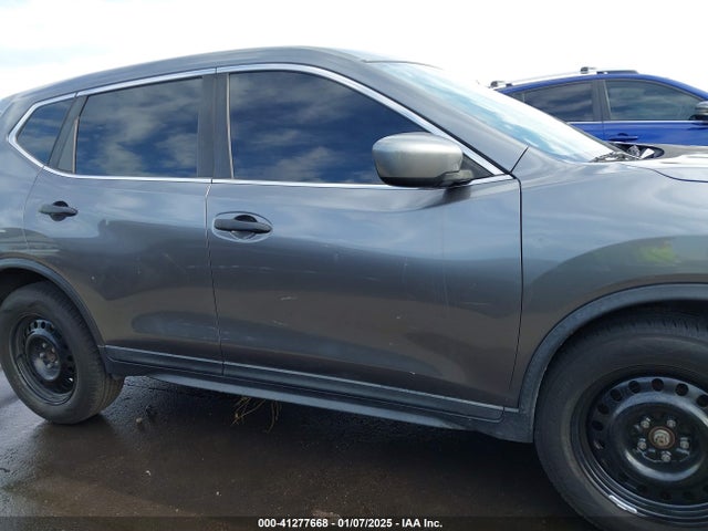 Aukcja sprzedaży 2017 Nissan Rogue S, vin: KNMAT2MT9HP532782, numer aukcji: 41277668