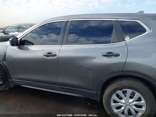 Aukcja sprzedaży 2017 Nissan Rogue S, vin: KNMAT2MT9HP532782, numer aukcji: 41277668